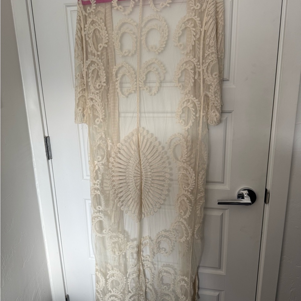 Do Everything in Love Beige Lace Coverup